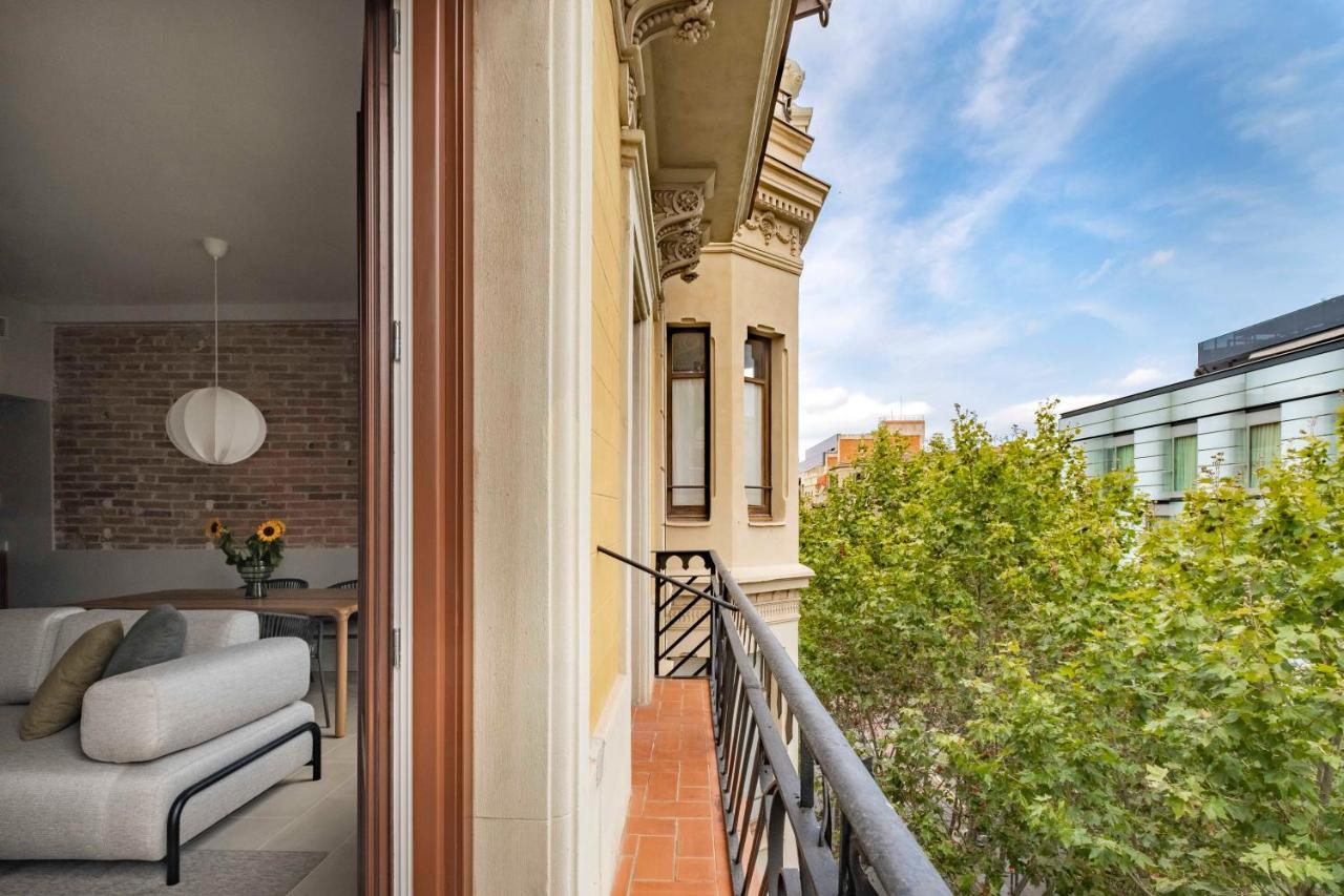 ברצלונה Aspasios Garden Apartments מראה חיצוני תמונה