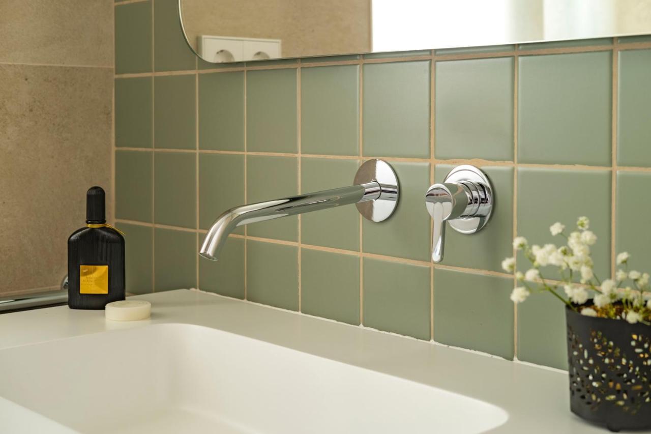 ברצלונה Aspasios Garden Apartments מראה חיצוני תמונה