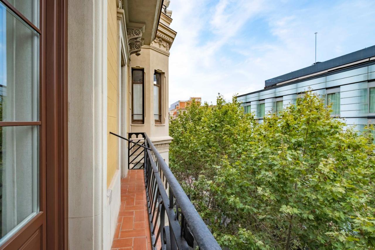 ברצלונה Aspasios Garden Apartments מראה חיצוני תמונה
