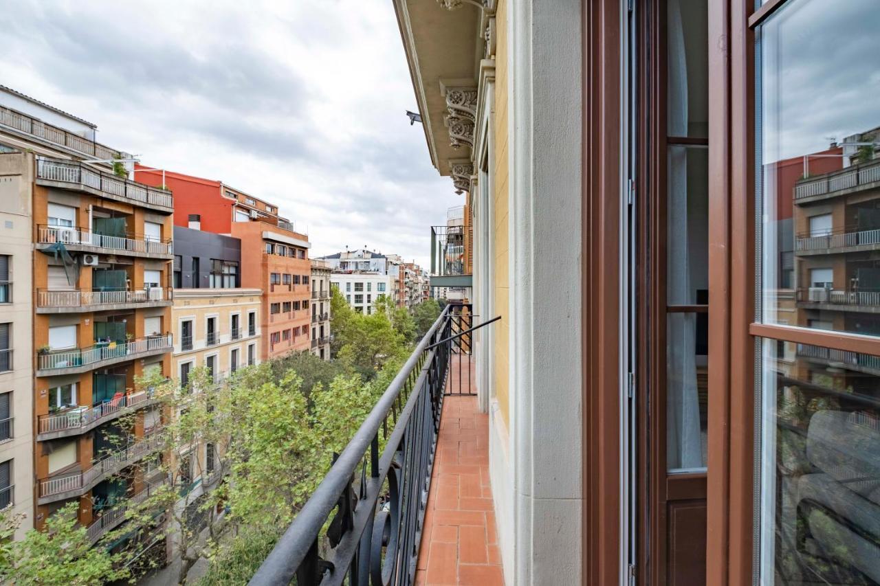 ברצלונה Aspasios Garden Apartments מראה חיצוני תמונה