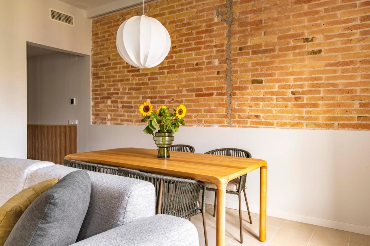 ברצלונה Aspasios Garden Apartments מראה חיצוני תמונה
