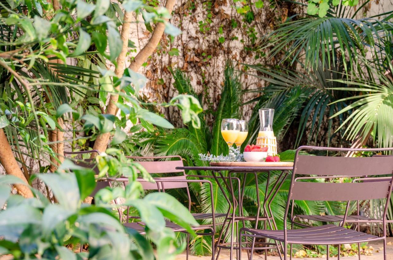 ברצלונה Aspasios Garden Apartments מראה חיצוני תמונה